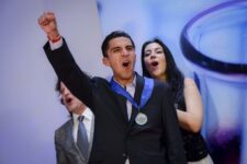 Inscríbete en la quinta edición del Premio Roche de Periodismo en Salud
